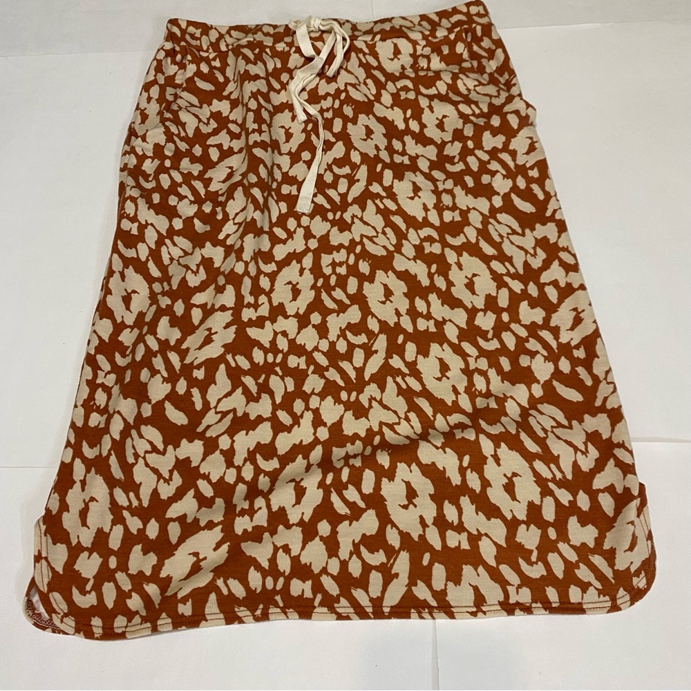 ⭐️7th Ray Terracotta and Cream Patterned Skirt